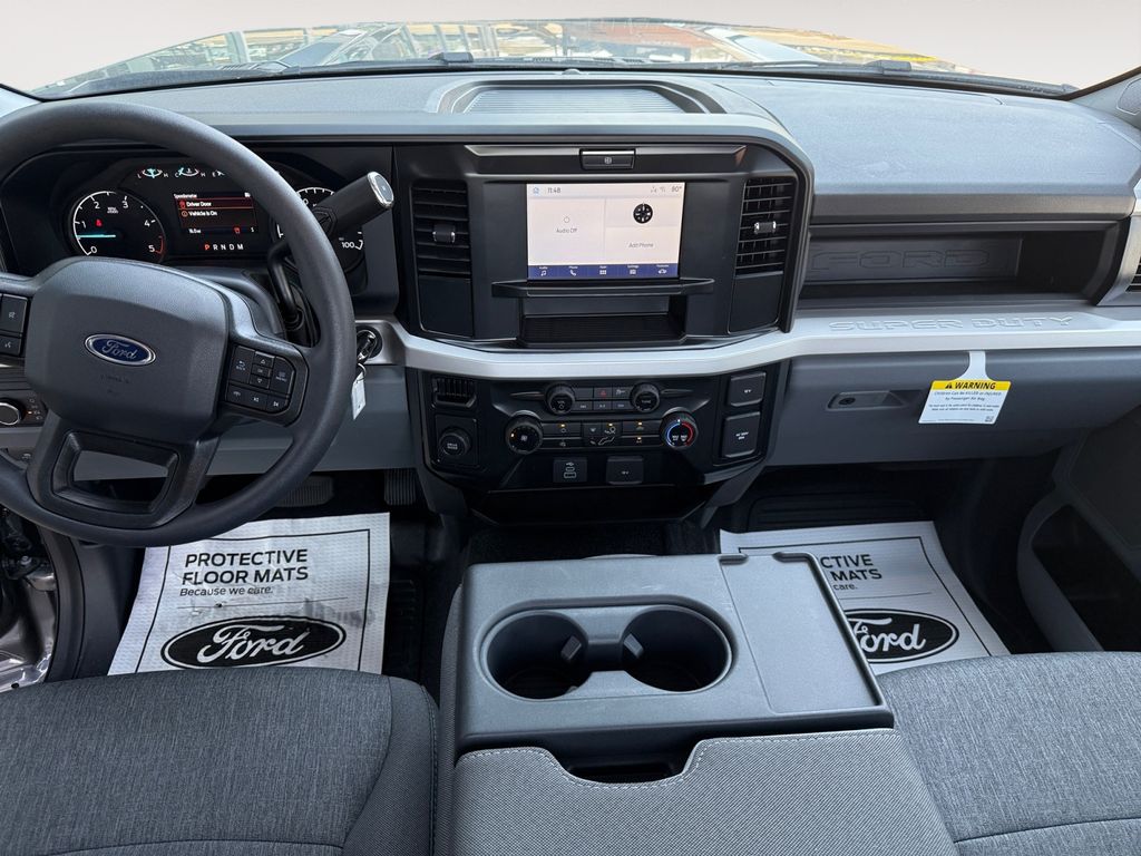 2025 Ford F-250 Super Duty XL - Photo 10