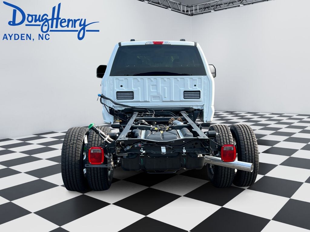 New 2026 Ford F-350SD F-350® XLT Chassis