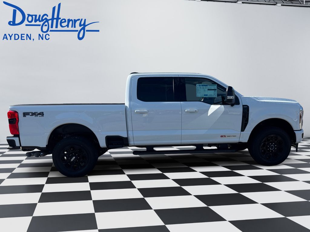 2025 Ford F-250 Super Duty Lariat - Photo 6
