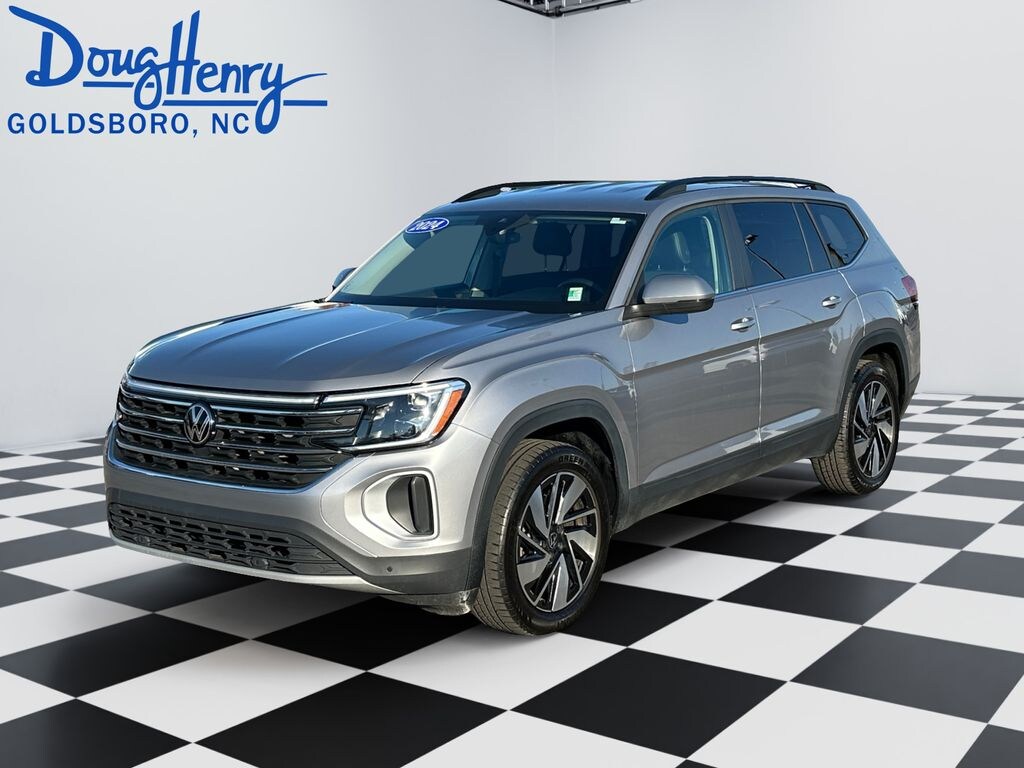 Used 2024 Volkswagen Atlas 2.0T SE w/Technology SUV