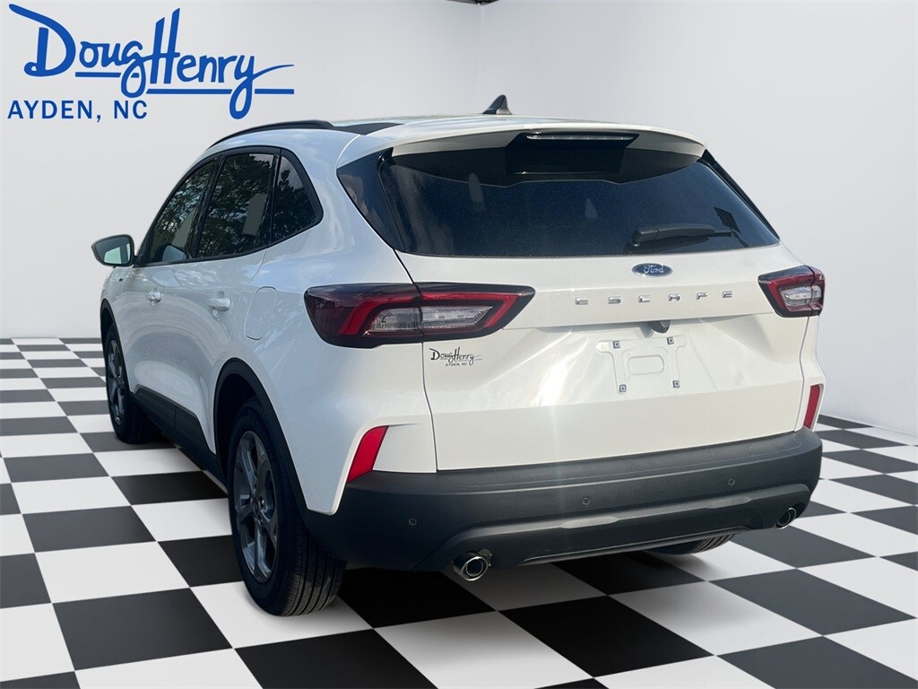 2025 Ford Escape ST-Line photo 3
