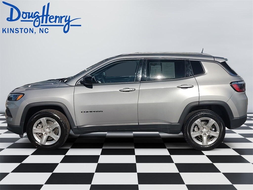 Used 2024 Jeep Compass Latitude SUV