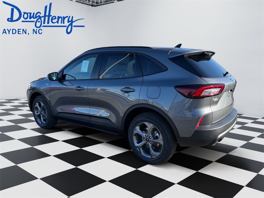 2026 Ford Escape Hybrid ST-Line Select photo 3