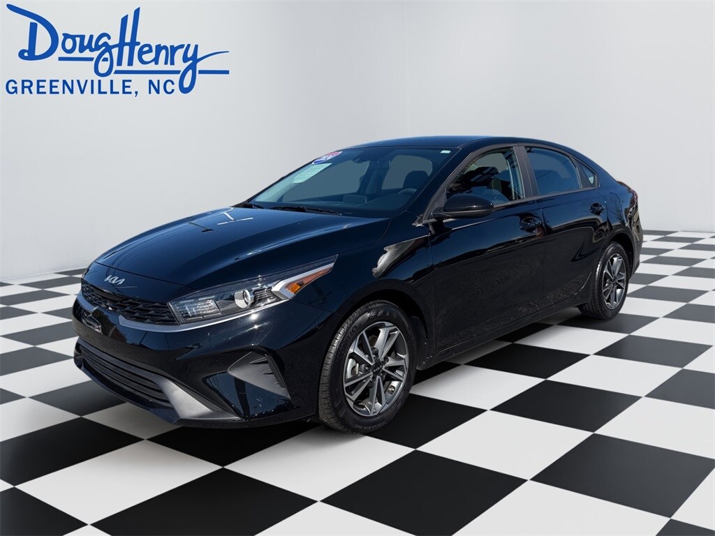 Used 2024 Kia Forte LXS Sedan