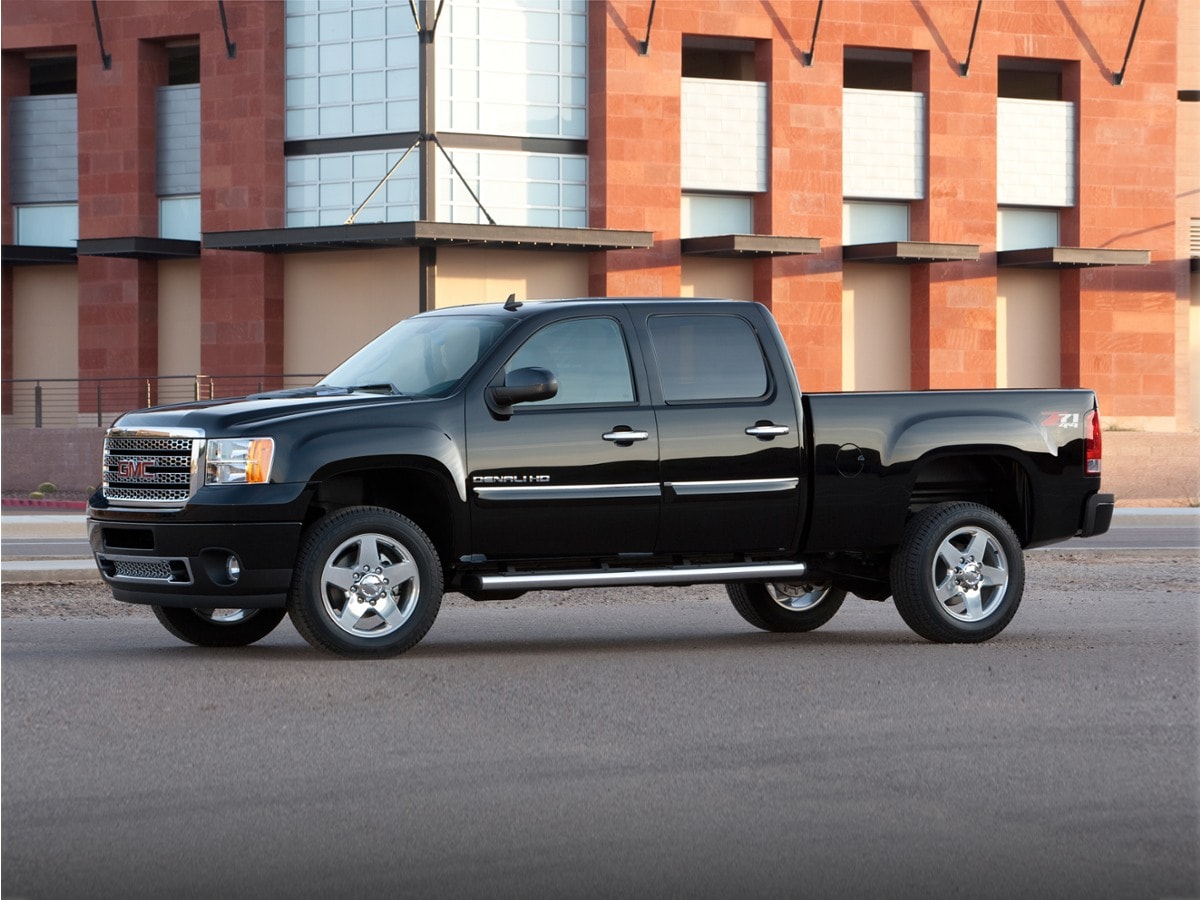 2013 GMC Sierra 4WD Crew Cab Standard Box's photo
