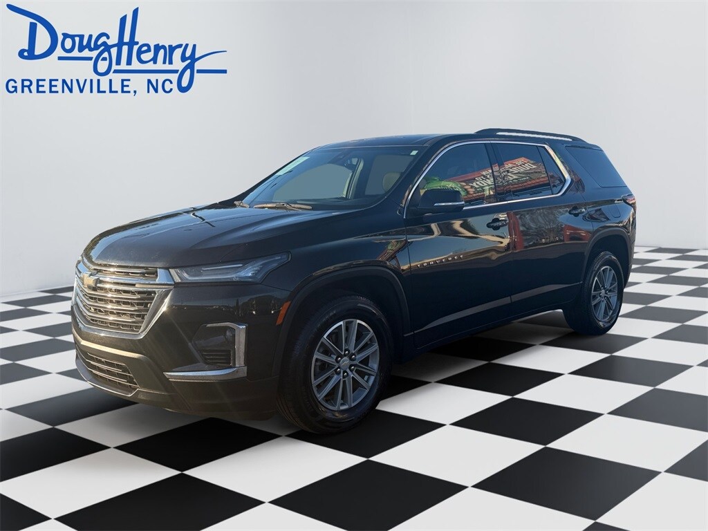 Used 2023 Chevrolet Traverse LT SUV