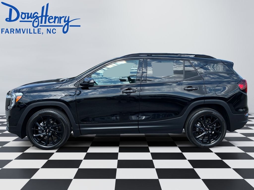 Used 2024 GMC Terrain SLT SUV