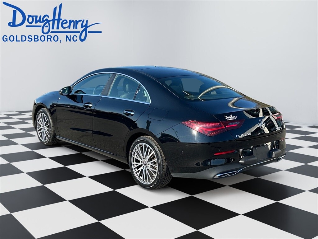 2025 Mercedes Benz CLA 250 4MATIC photo 3