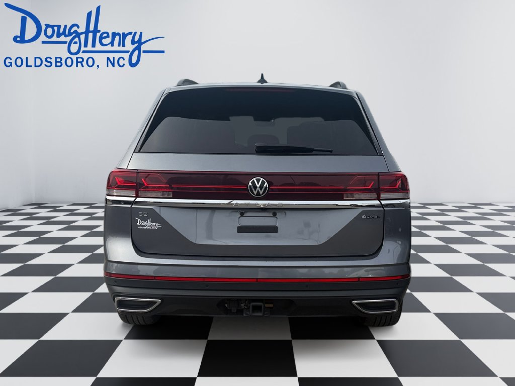 Used 2025 Volkswagen Atlas 2.0T SE w/Technology SUV
