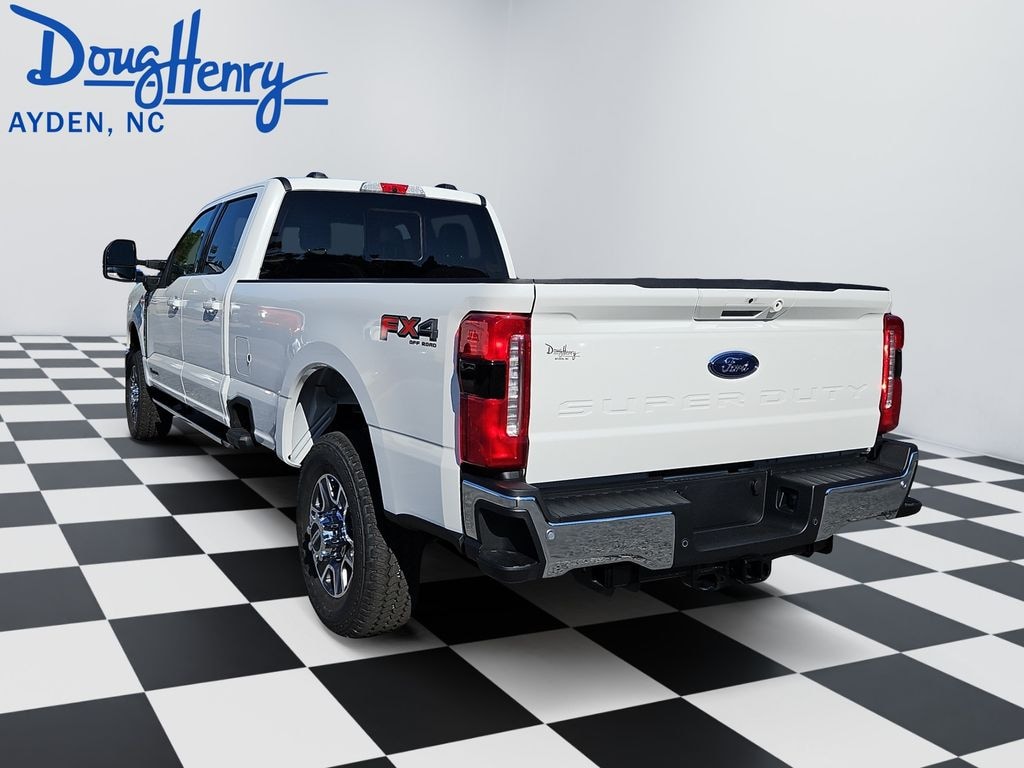 New 2026 Ford F-350SD Lariat Truck