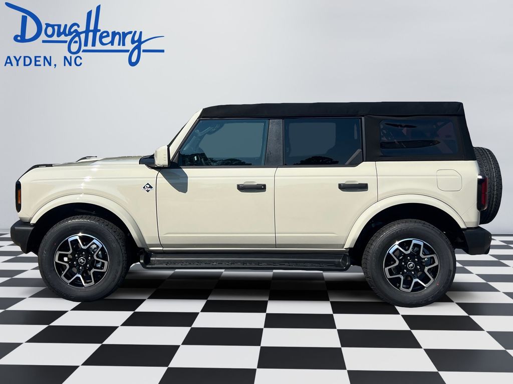 New 2026 Ford Bronco Outer Banks SUV