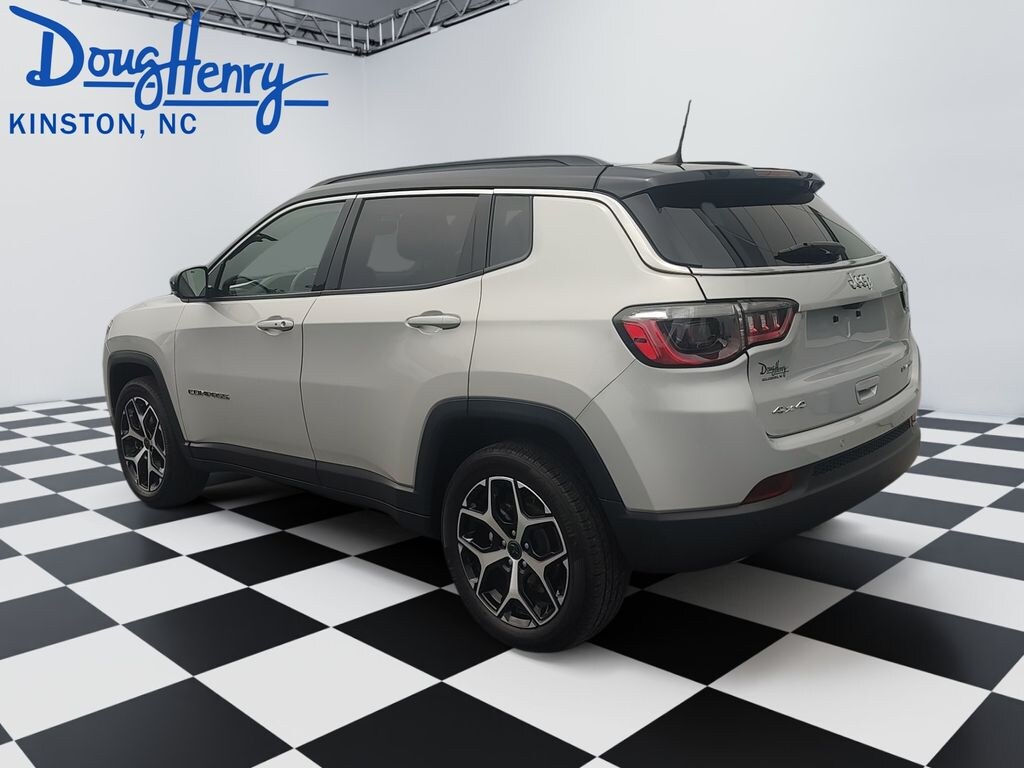 Used 2025 Jeep Compass Limited SUV