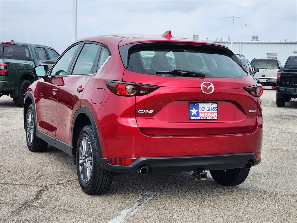 2017 Mazda CX-5 Sport photo 4
