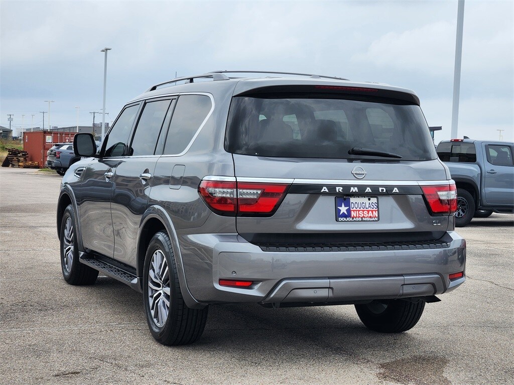 2023 Nissan Armada SL photo 4