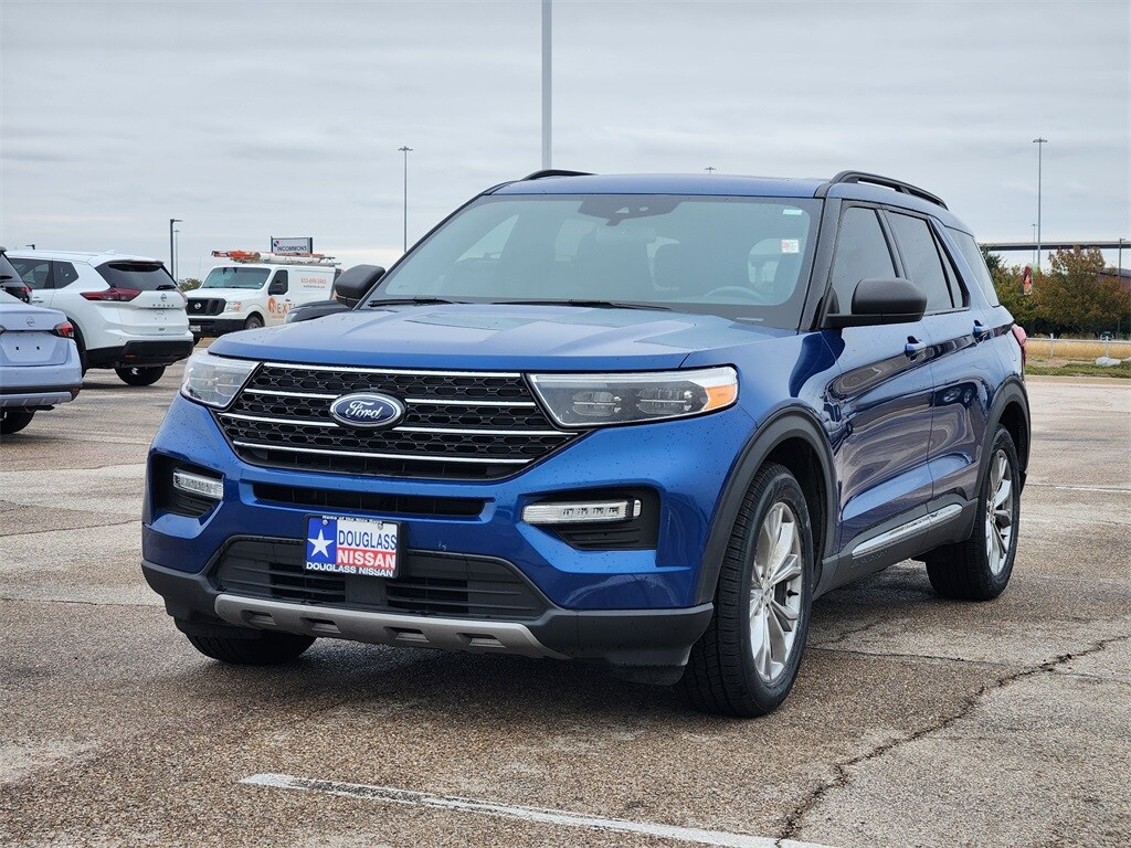 2020 Ford Explorer XLT photo 2