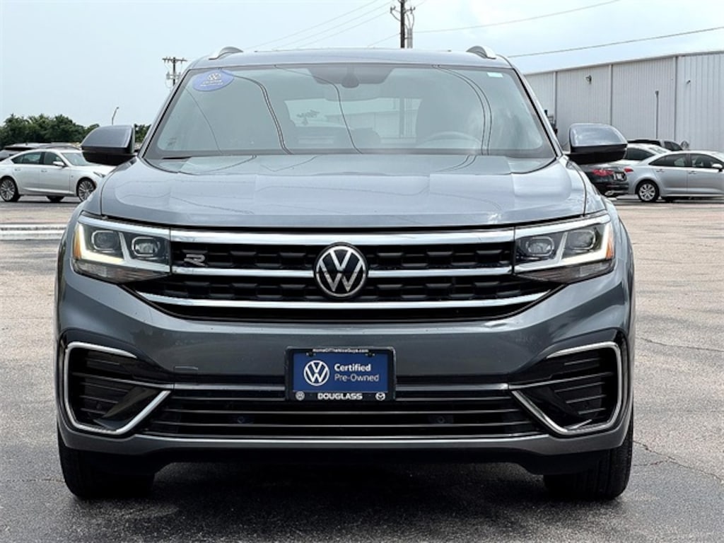 Used 2020 Volkswagen Atlas Cross Sport 3.6L V6 SE w/Technology R-Line SUV