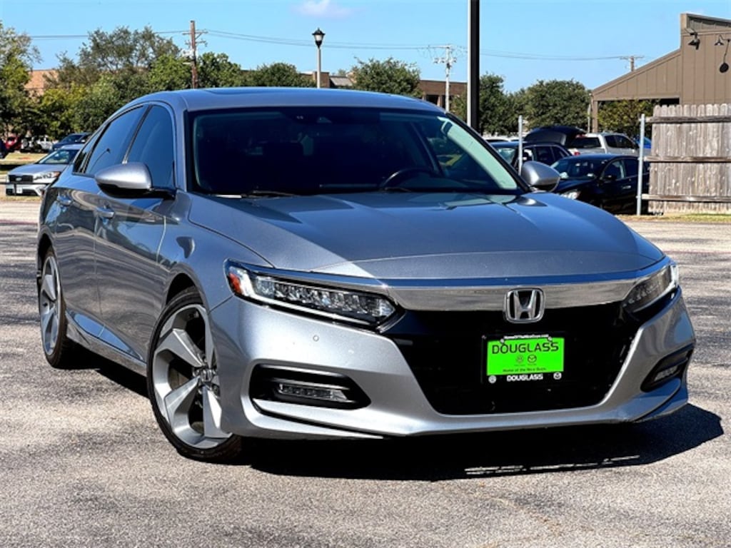 Used 2019 Honda Accord Touring 2.0T Sedan