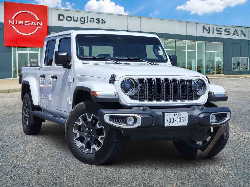 Used 2026 Jeep Gladiator Sahara