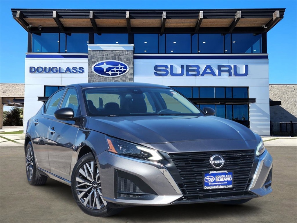 2024 Nissan Altima SV