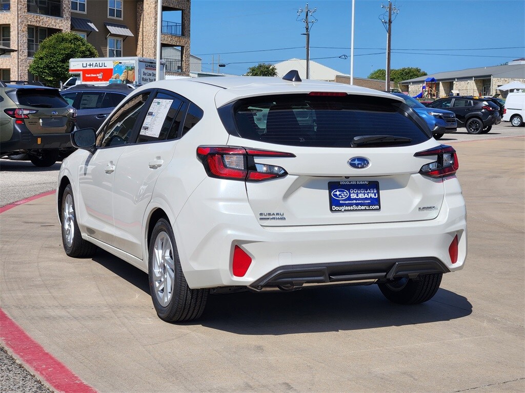 2025 Subaru Impreza Base photo 3