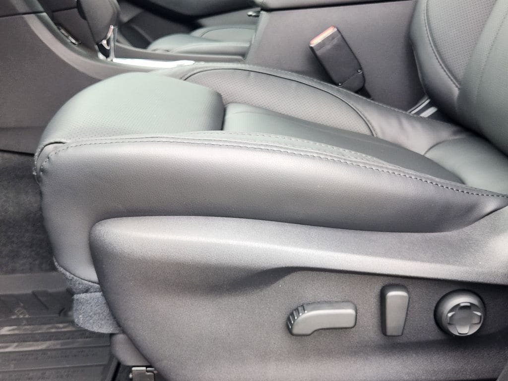 2026 Subaru Ascent Touring - Photo 19