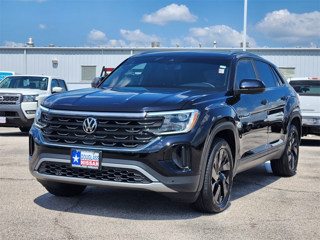 Used 2024 Volkswagen Atlas Cross Sport 2.0T SE w/Technology SUV
