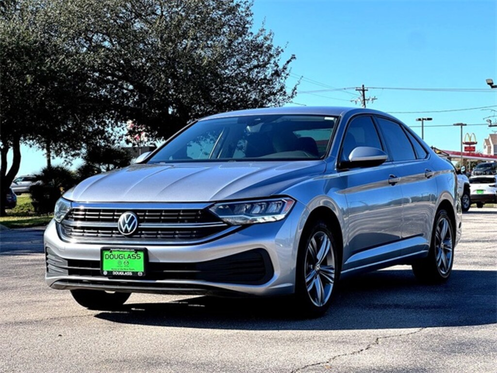 Certified 2024 Volkswagen Jetta 1.5T SE Sedan