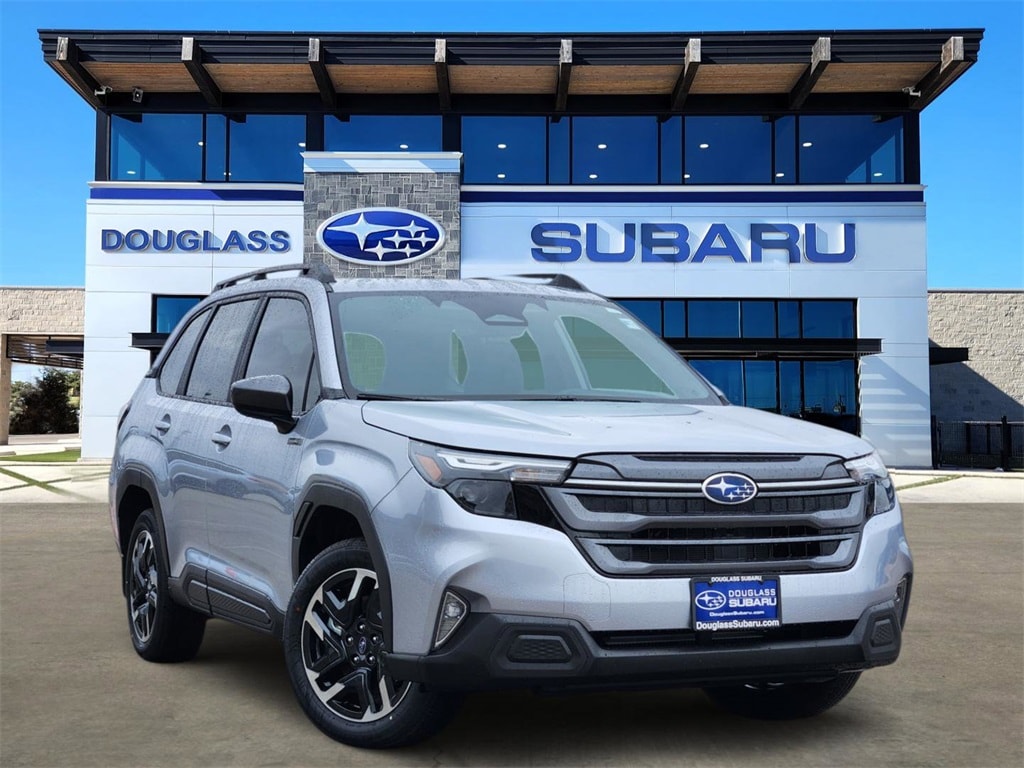 2025 Subaru Forester Premium's photo