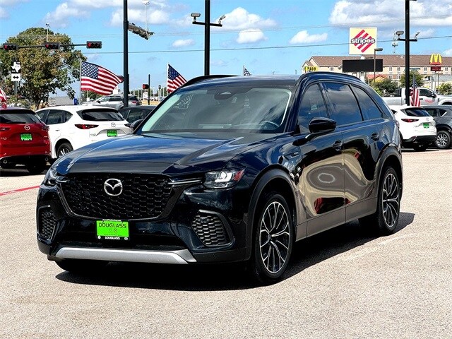 2025 Mazda CX-70 Premium photo 3