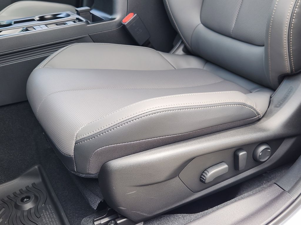 2026 Subaru Outback Limited - Photo 20