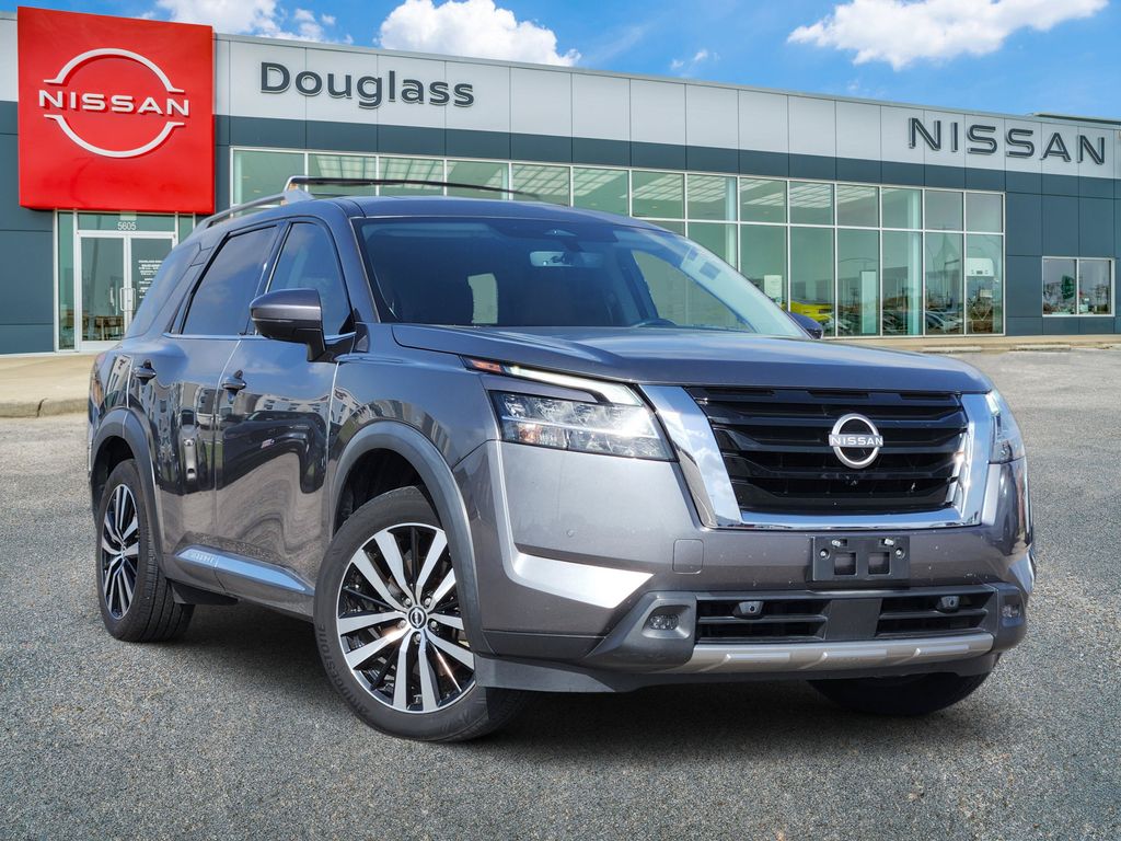 Used 2023 Nissan Pathfinder Platinum