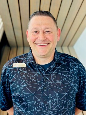 Staff member Enrique Lara from ID_ee10226947fb