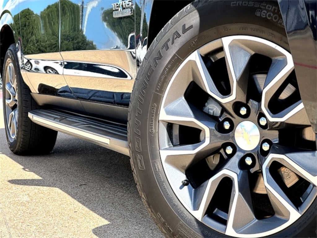 Used 2021 Chevrolet Suburban LT SUV