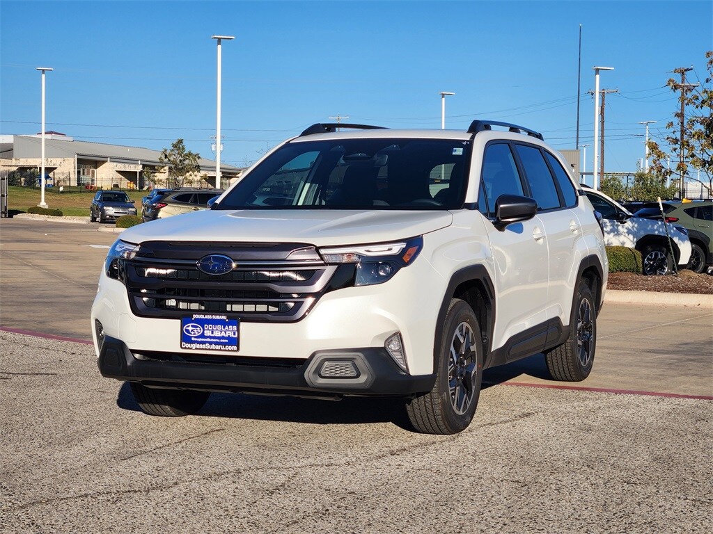 2026 Subaru Forester Premium photo 2