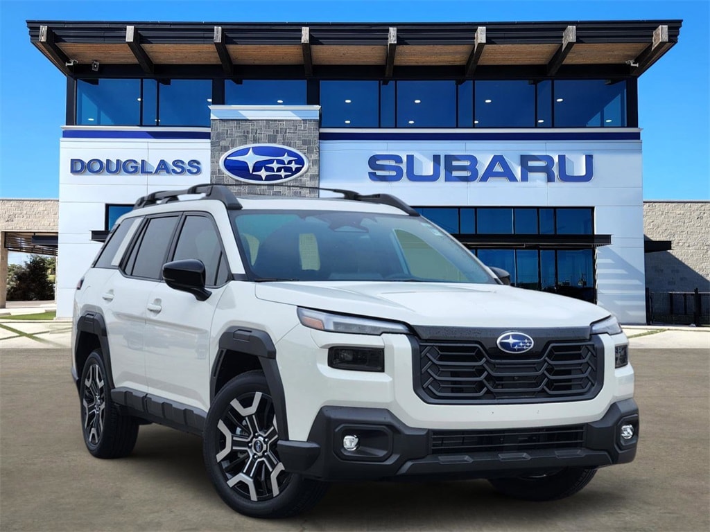 2026 Subaru Outback Touring's photo