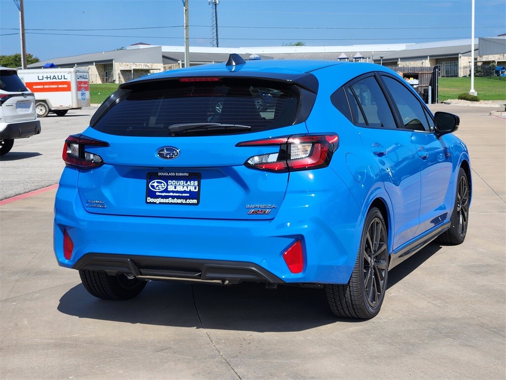 2025 Subaru Impreza RS photo 2