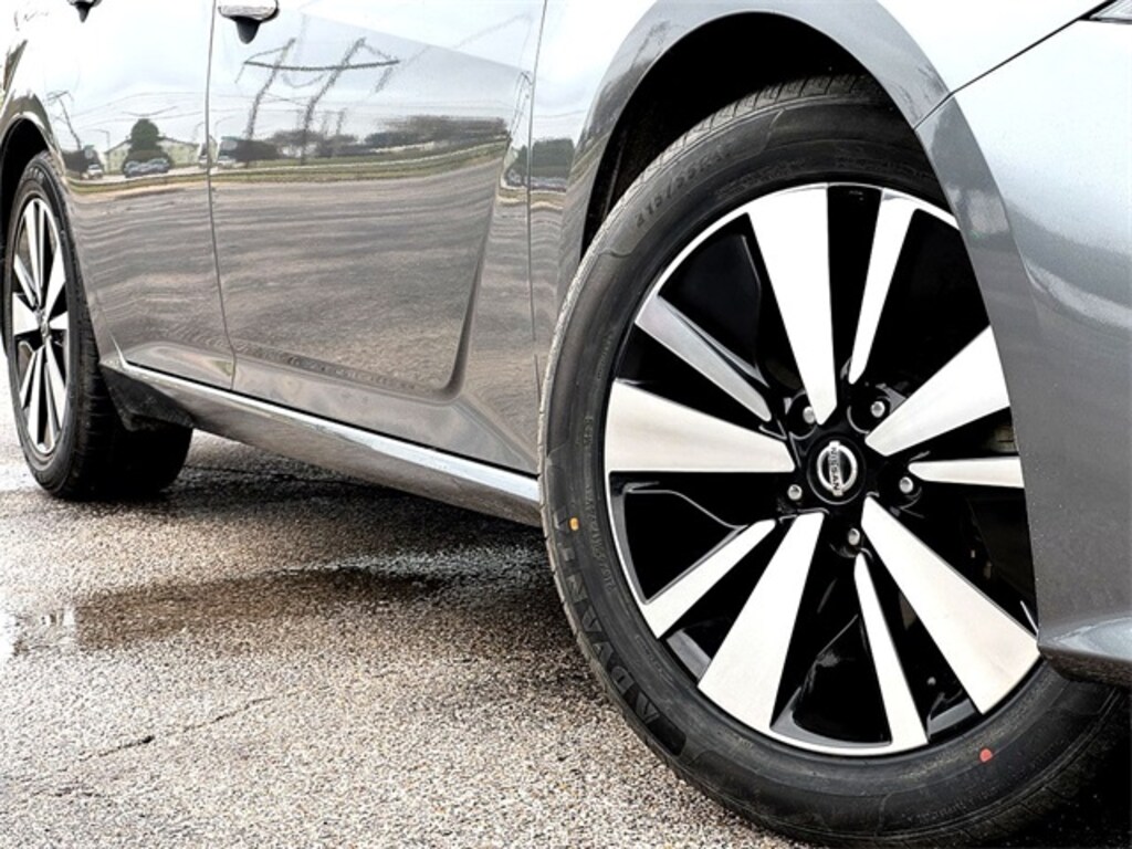 Used 2019 Nissan Altima 2.5 SV Sedan