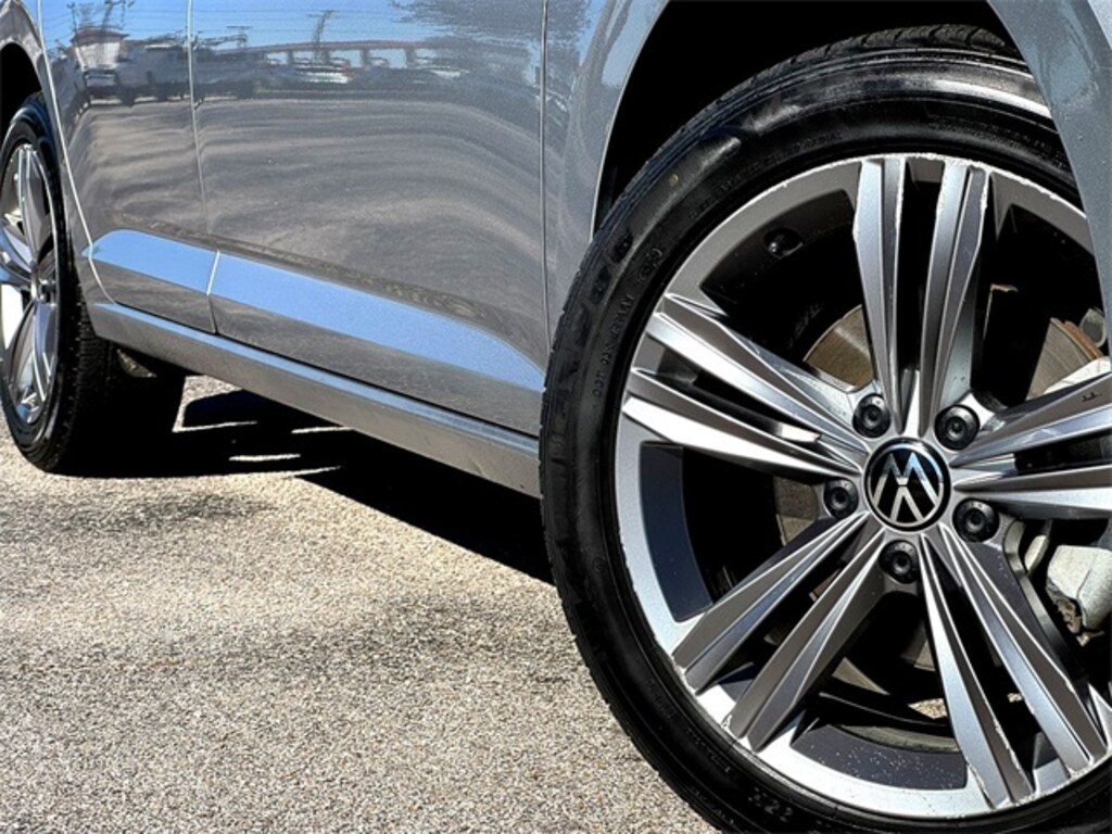 Certified 2024 Volkswagen Jetta 1.5T SE Sedan