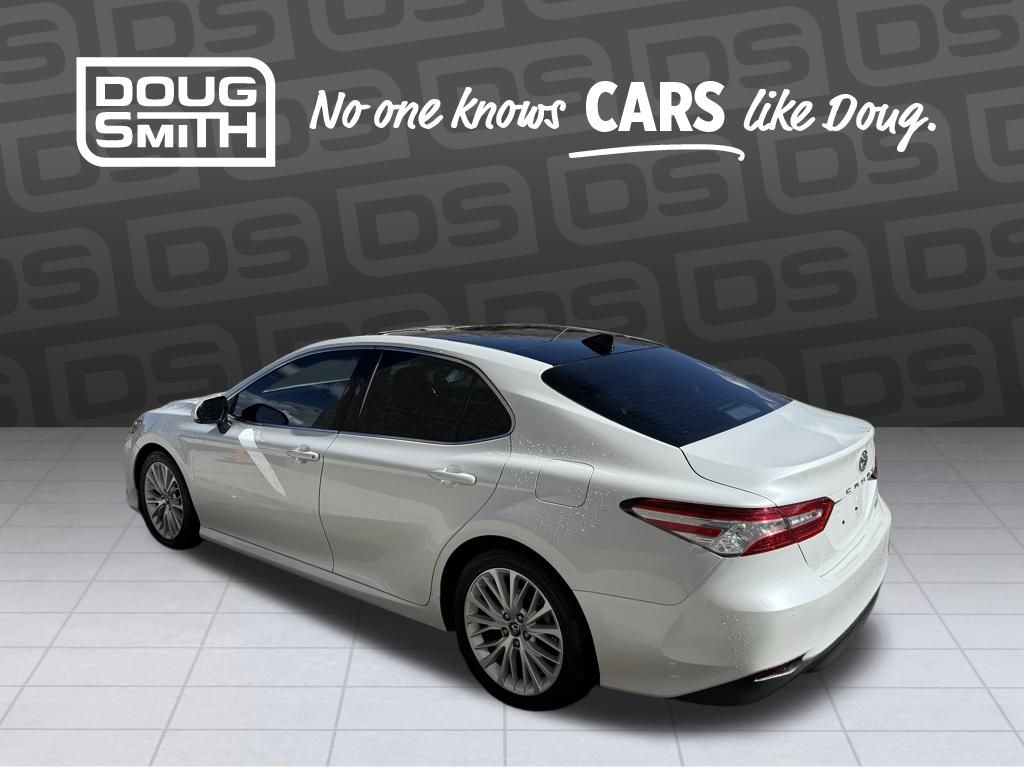 2018 Toyota Camry L photo 3