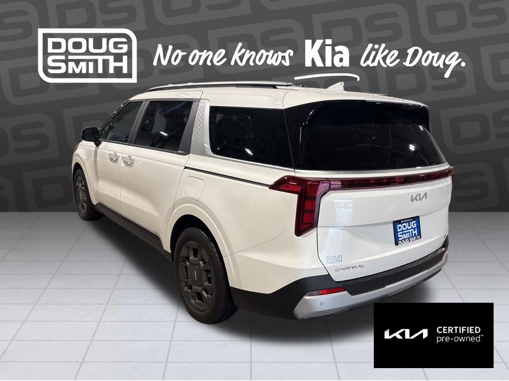 2026 Kia Carnival EX photo 2
