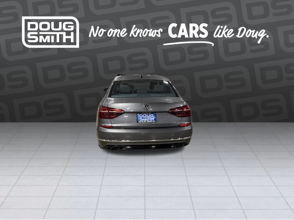 Used 2018 Volkswagen Passat 2.0T R-Line Sedan