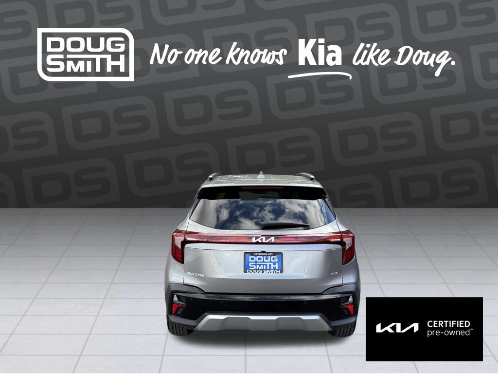 2025 Kia Seltos EX photo 3