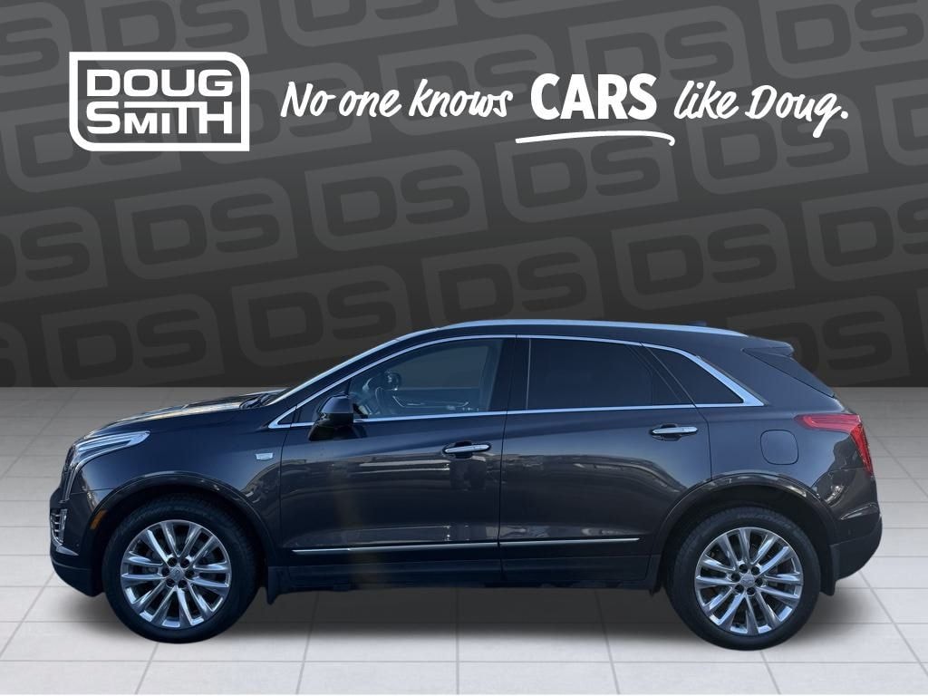 Used 2017 CADILLAC XT5 Platinum SUV