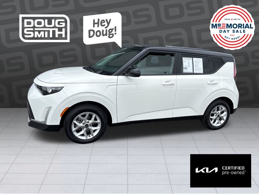 2023 Kia Soul 2.0L S IVT's photo