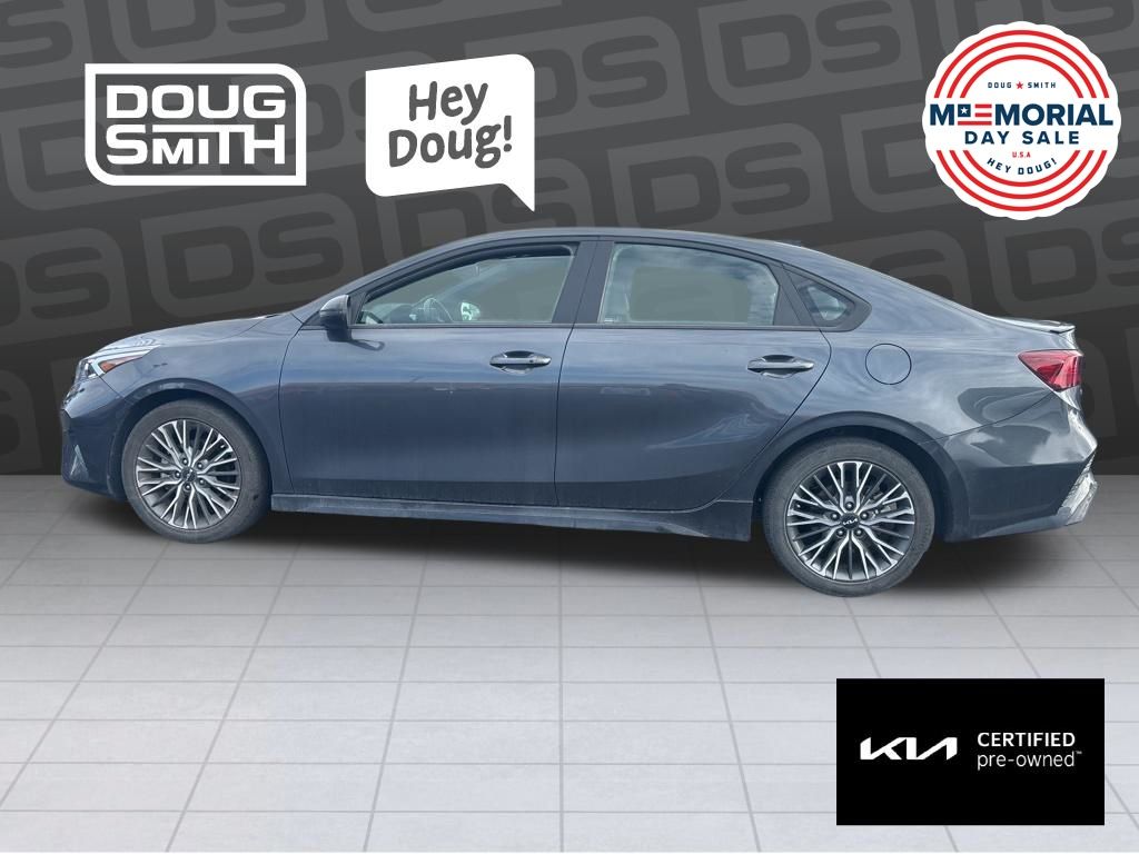 2023 Kia Forte GT-Line AT's photo