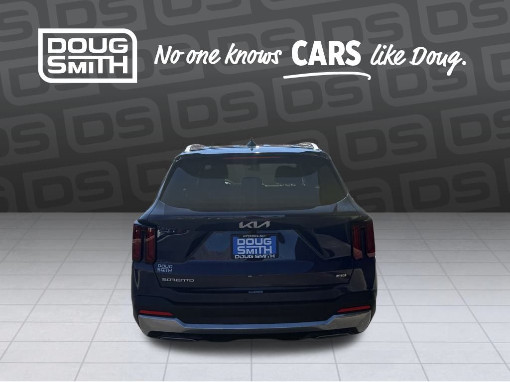 2024 Kia Sorento S photo 4