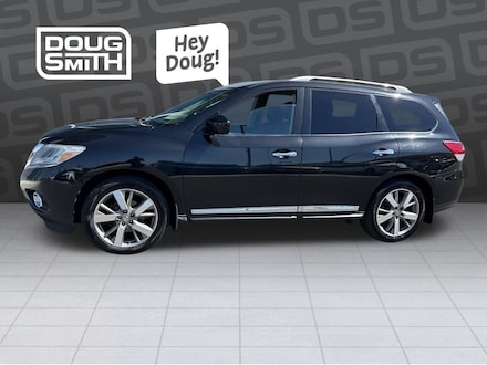 2016 Nissan Pathfinder Platinum SUV