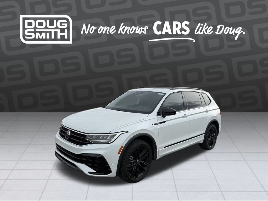 2022 Volkswagen Tiguan SE R-LINE BLACK's photo