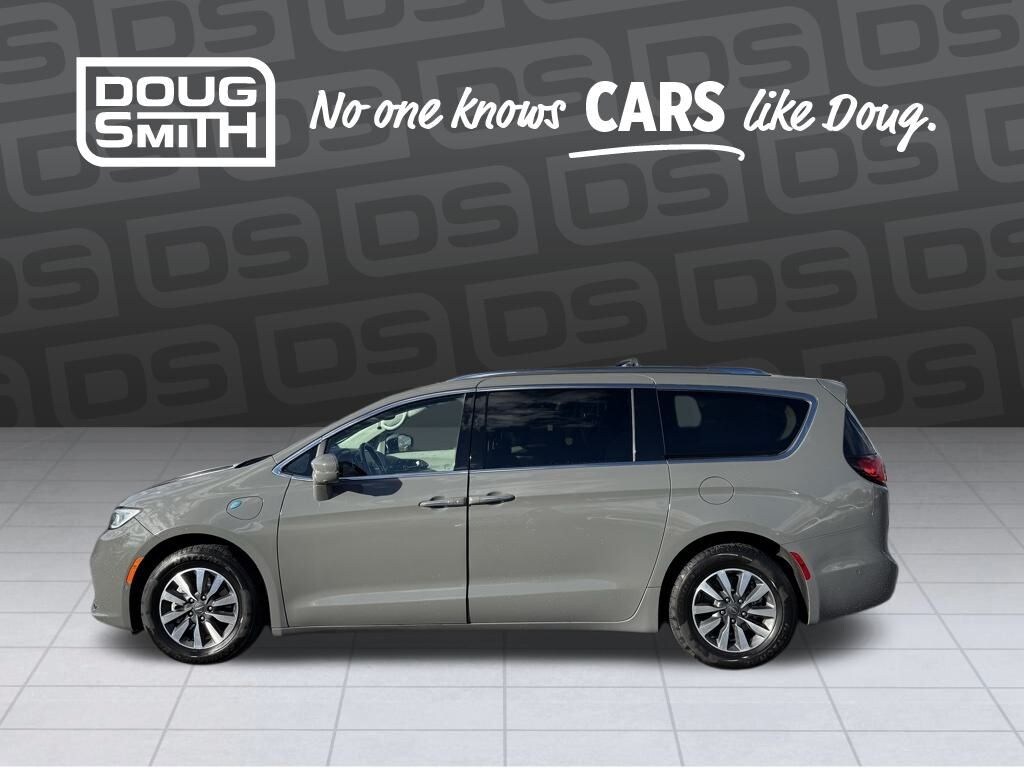 Used 2021 Chrysler Pacifica Hybrid Touring L Van Passenger Van
