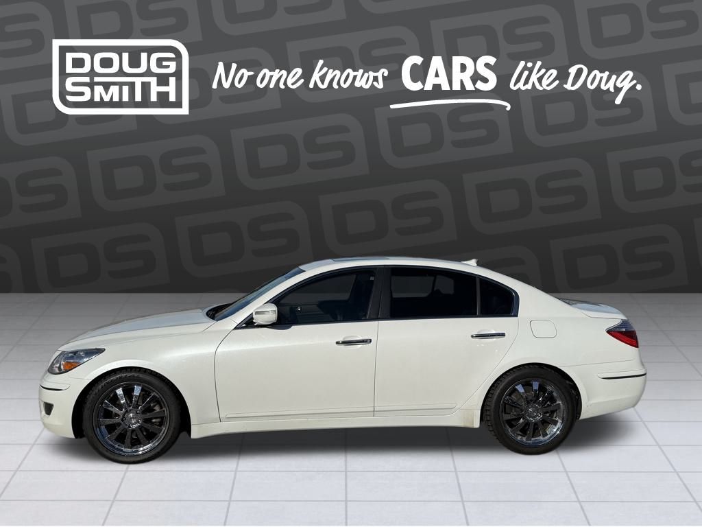 2011 Hyundai Genesis 3.8 photo 2